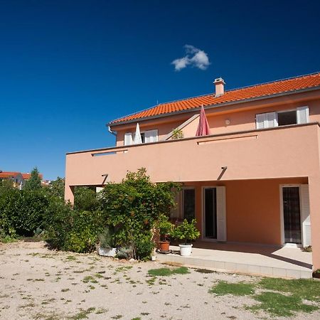 Apartments Glibo Near The Sea And Town Center! Крк Екстер'єр фото
